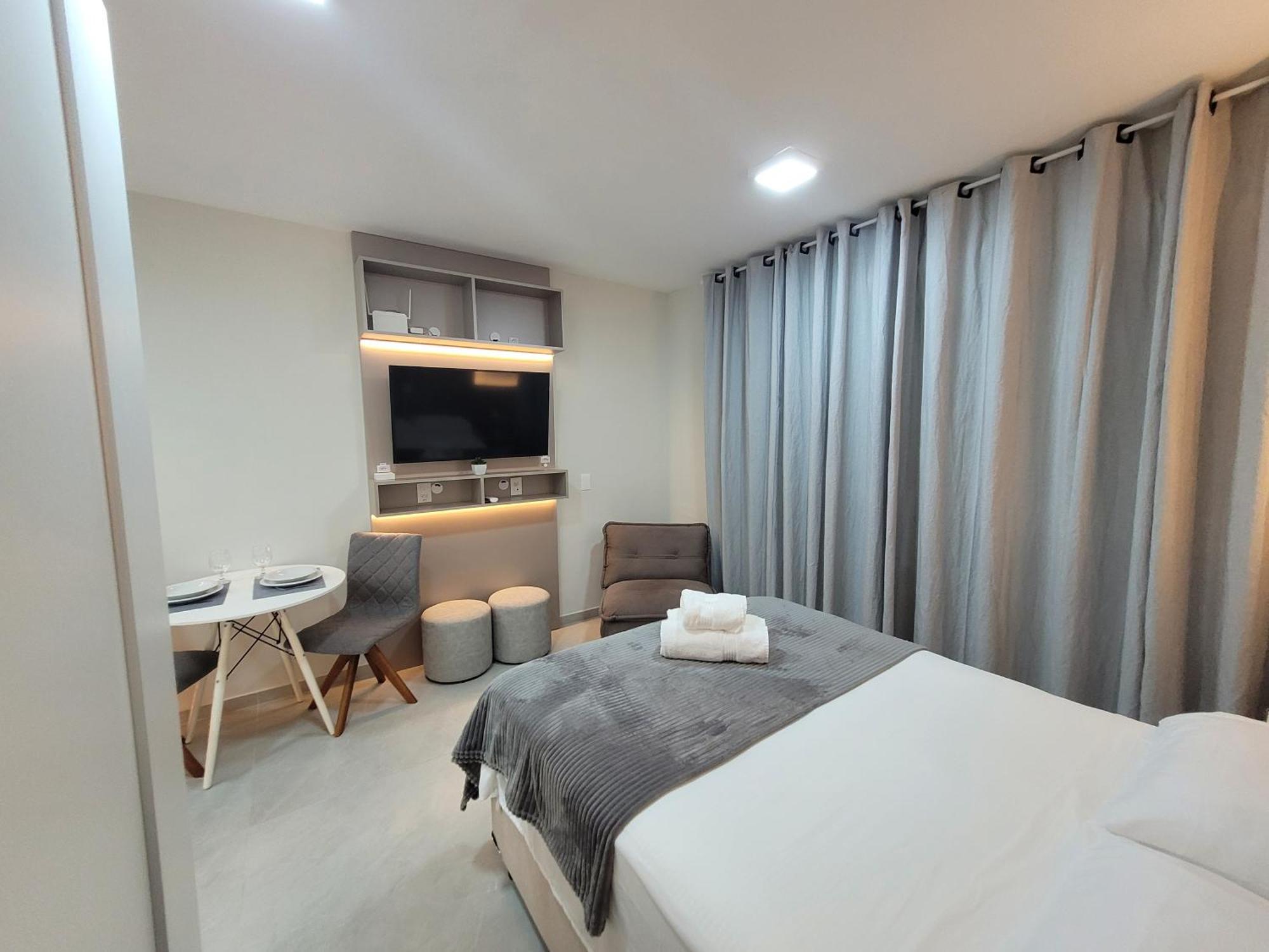 Studio Lux Ao Lado Da Puc Com Netflix Porto Alegre Ngoại thất bức ảnh