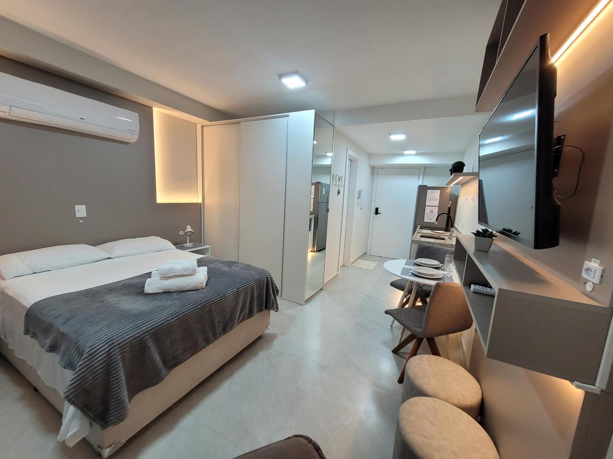 Studio Lux Ao Lado Da Puc Com Netflix Porto Alegre Ngoại thất bức ảnh